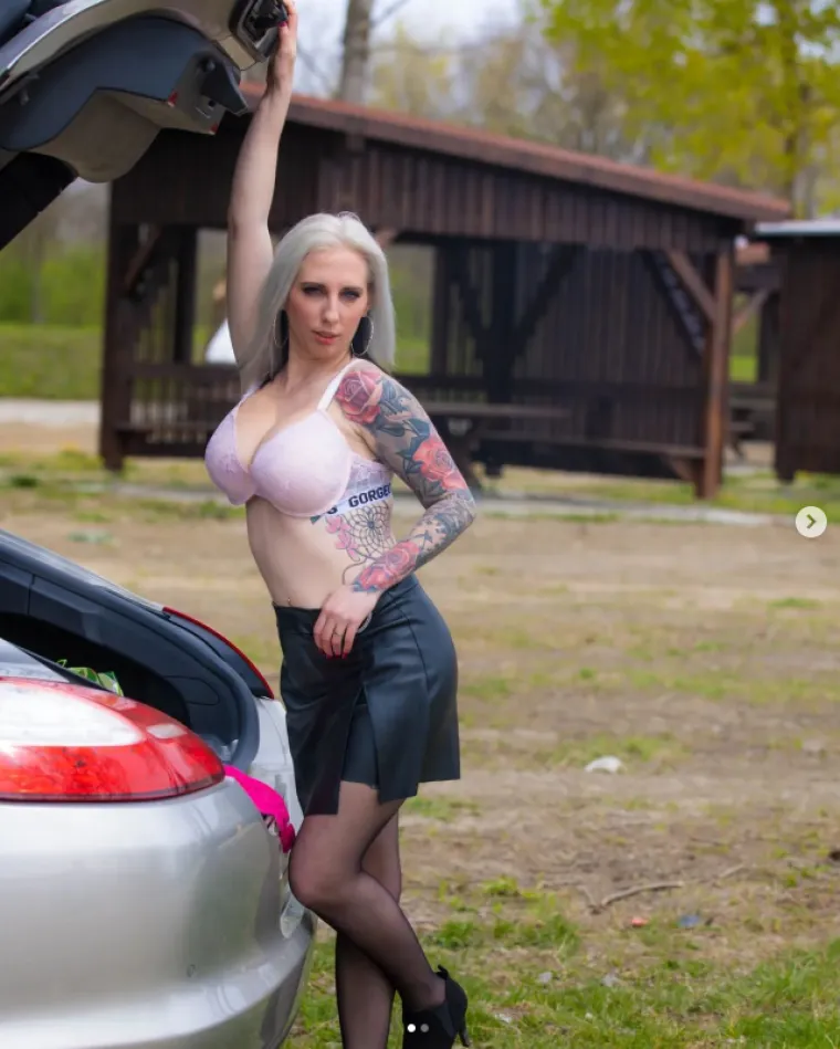 Pernar poslao (o&scaron;tru) poruku Hrvatici koja ide na natjecanje u seksu: 'Draga si mi i želim ti puno seksa, ali mislim da...'