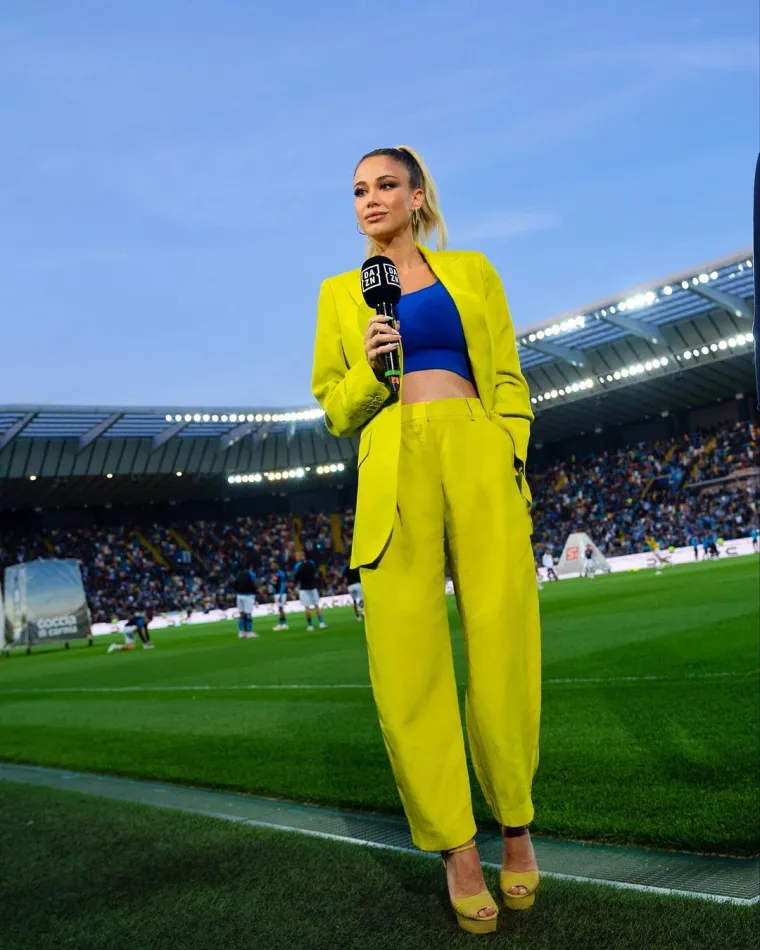 Diletta otkrila veliku vijest pa u &scaron;estom mjesecu trudnoće zablistala u haljini s visokim prorezom