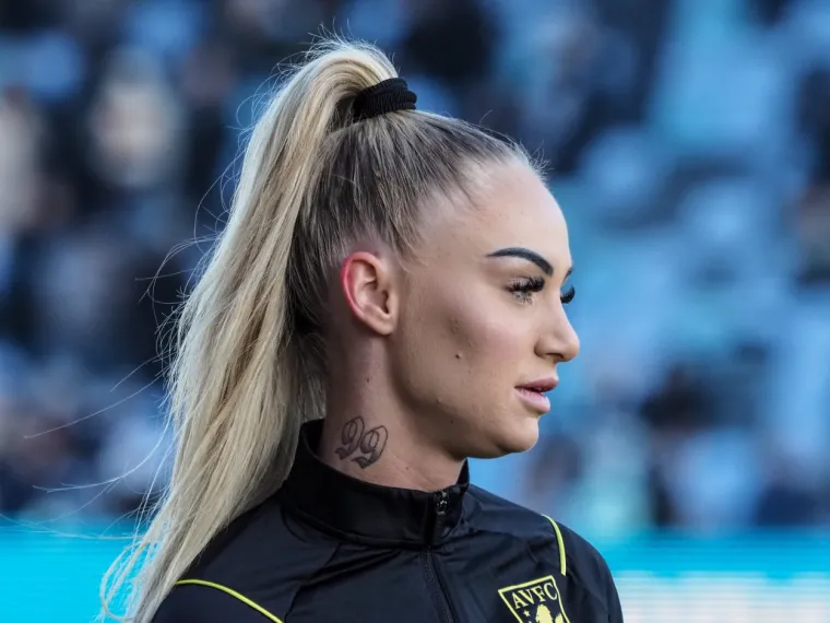 Atraktivna sporta&scaron;ica svima jasno dala do znanja kako ne nosi grudnjak: Zbog njezinih grudi krenula je rasprava