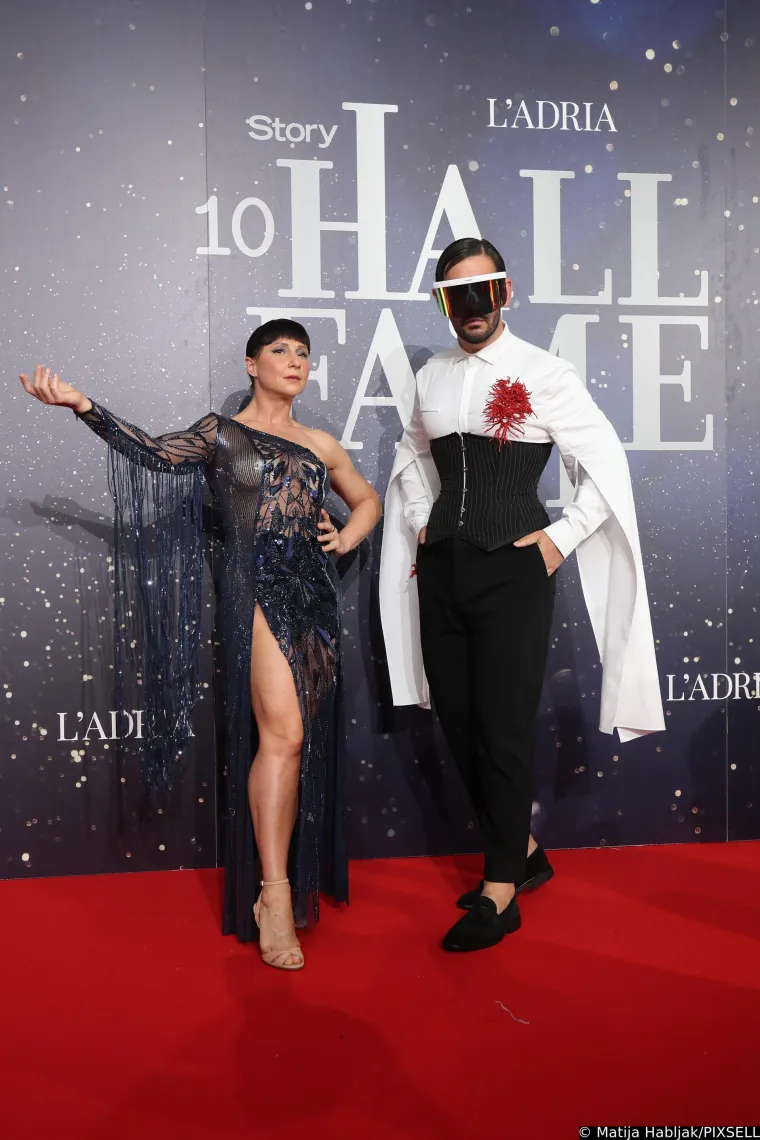 Lille, Nives, Žanamari, Domenica... Ludilo od haljina na crvenom tepihu, ali guza Elle Dvornik s razlogom je top tema