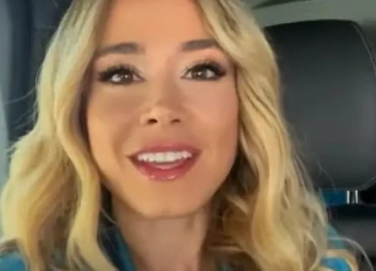 Diletta prvo pokazala trudnički trbuh pa nabacila zavodničku pozu i 'opaki' pogled