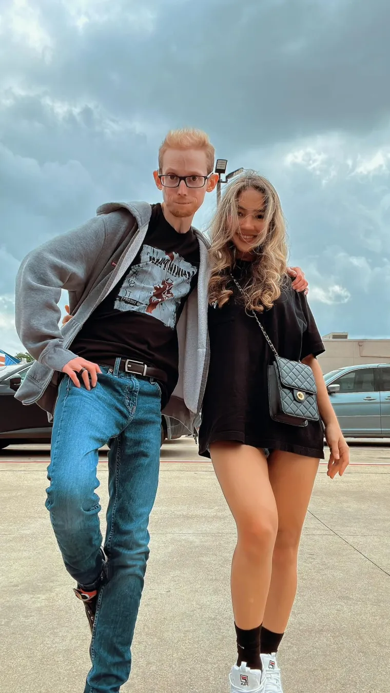 Njihova se ljubavna priča nekih tiktokera ipak nije dojmila pa je jedan od najče&scaron;ćih komentara na mladi bračni par bio kako on 'uopće nije zgodan'.