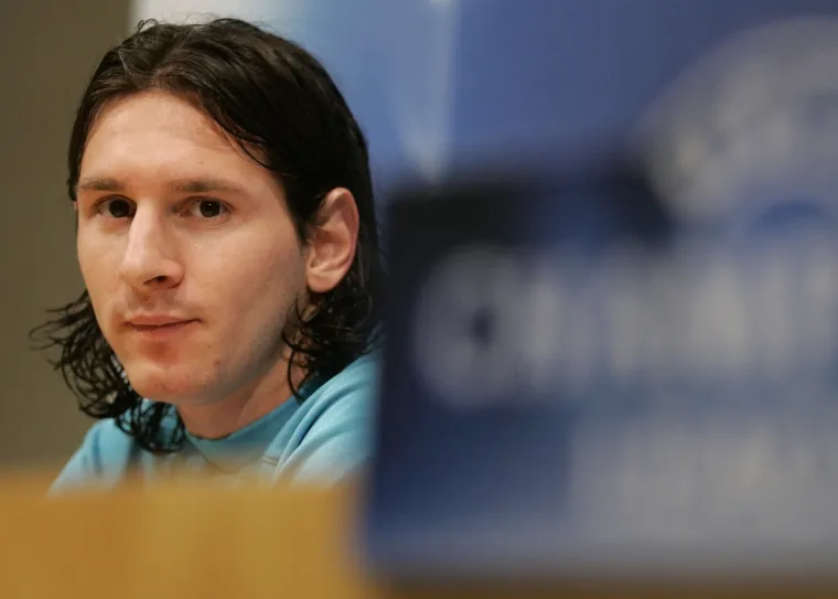 Vratimo se u prošlost kad je Messi bio klinac: Ronaldinho je prije 19 godina šokirao Bryanta