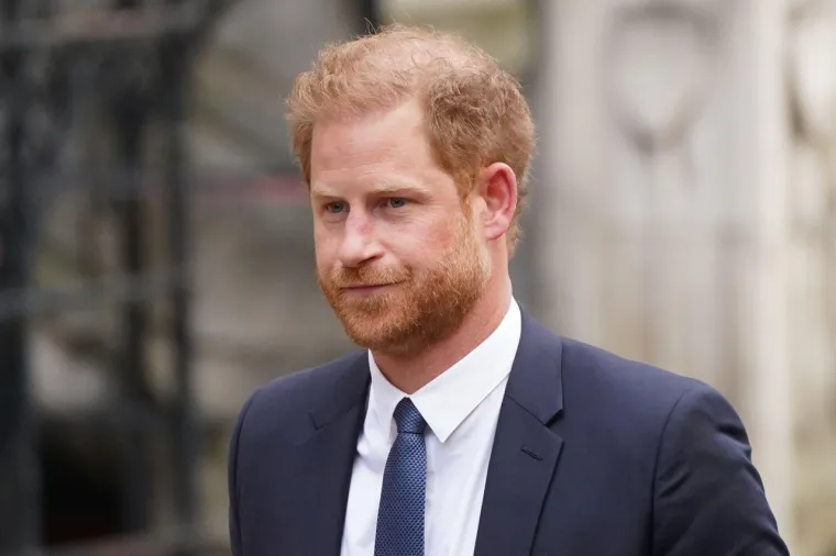 Harry na sudu otkrio detalje susreta sa striptizetom koja mu je plesala u krilu: 'Nije uopće sličila na moju bivšu...'