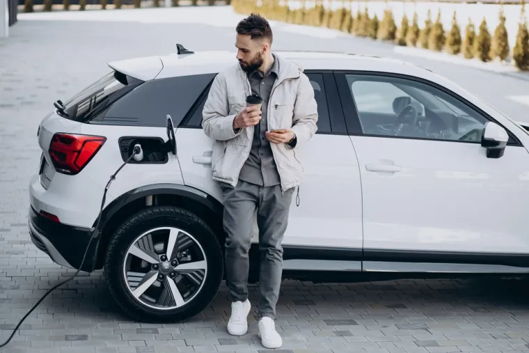 5. Možete dobiti popuste i porezne olakšice. Kupnjom električnog vozila manje je porezno opterećenje, a također, možete dobiti poticaji za ekološka vozila.