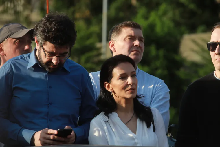 Jesu ovo braća Dalton? I na &scaron;estom masovnom prosvjedu u Beogradu građani vikali: 'Vučiću odlazi'