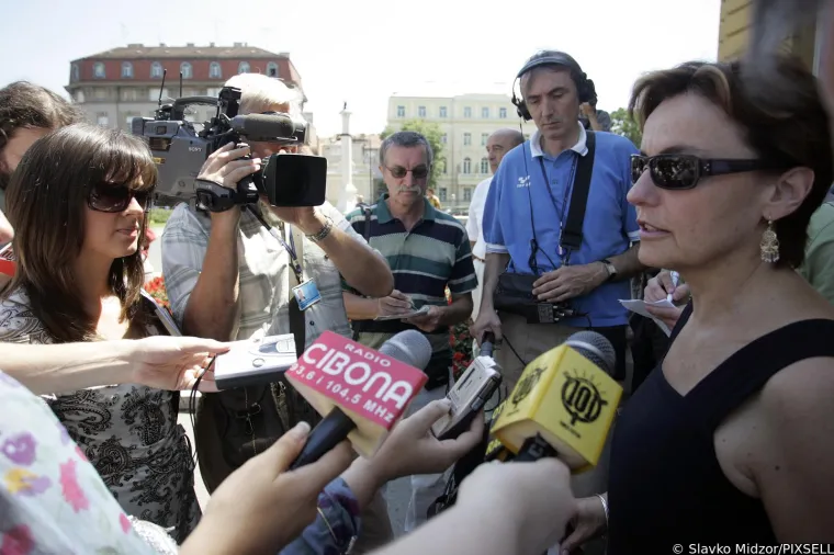 Povorka ponosa iz 2007. bila je najnasilnija u povijesti: Više od 30 pretučenih, spriječen napad Molotovljevim koktelima