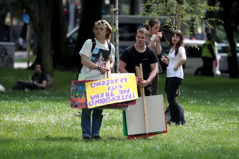 Tisuće ponosnih građana u srcu Zagreba u duginim bojama: 'Vi&scaron;e ljubavi, manje mržnje'