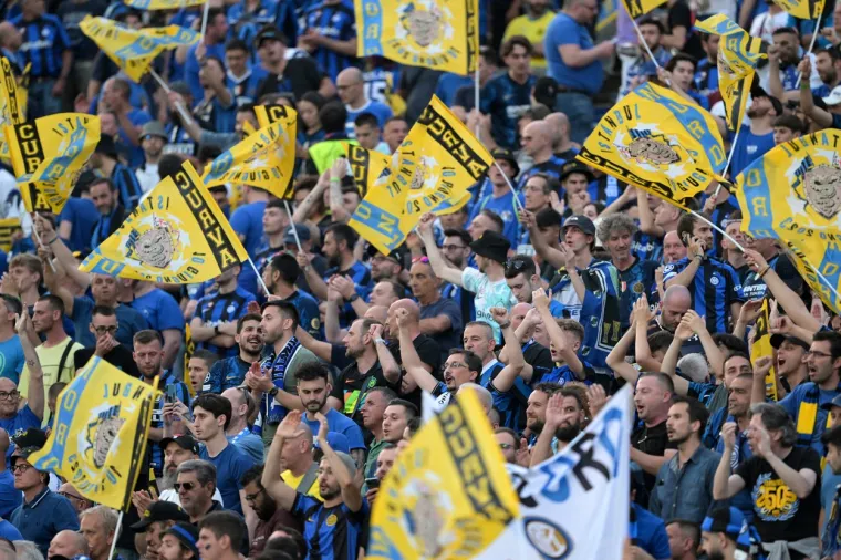 Svi su gore: Osjetite dašak atmosfere finala Lige prvaka; Interovi ultrasi dominiraju