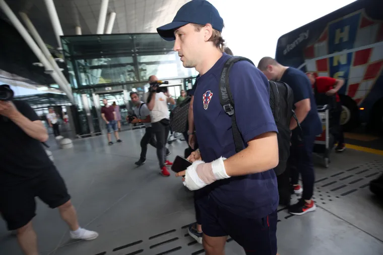 Vatreni otputovali na zavr&scaron;ni turnir Lige nacija: U avion se ukrcao i jako poznati lik na kojega izbornik Dalić nije mogao računati pro&scaron;loga tjedna