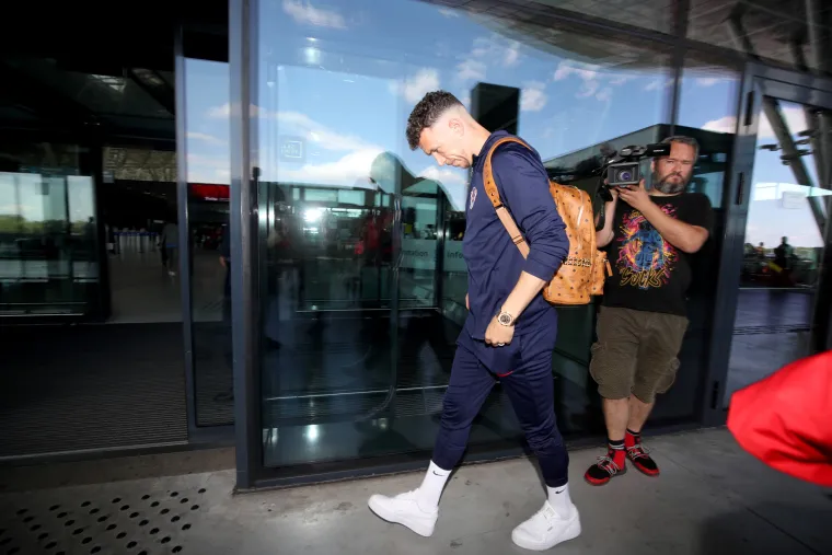 Vatreni otputovali na zavr&scaron;ni turnir Lige nacija: U avion se ukrcao i jako poznati lik na kojega izbornik Dalić nije mogao računati pro&scaron;loga tjedna