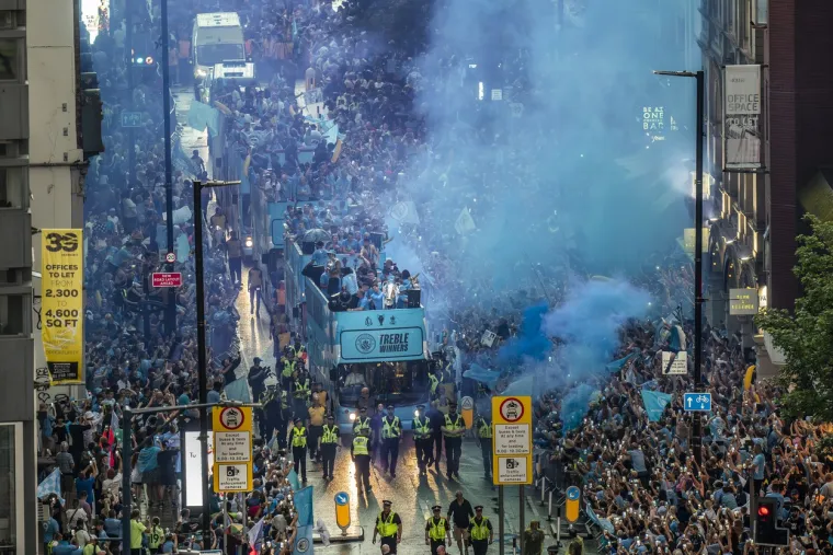 Manchester City proslavio povijesni uspjeh: Haaland, Guardiola i ekipa se potpuno raspojasali, ovakve ih jo&scaron; nikada niste vidjeli