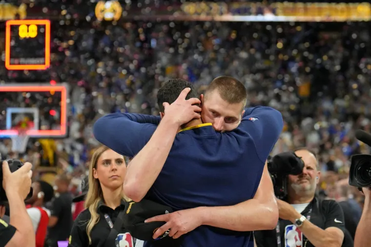Nikola Jokić briljirao nakon osvajanja NBA naslova i MVP nagrade i pokazao veličinu