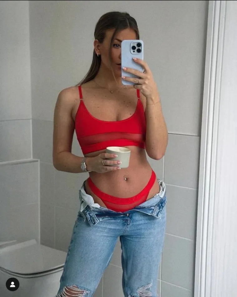 Nesta&scaron;na kći legendarnog nogometa&scaron;a zadivila obožavatelje novom fotografijom: 'Jednostavno zapanjujuće!'