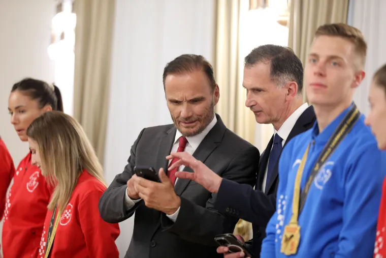 Plenković primio trofejne sportaše, a morao se srdačno rukovati i sa čovjekom s kojim se opako 'kačio'