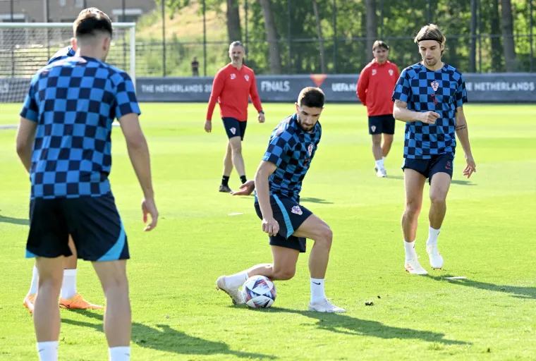 Vatreni odradili posljednji trening prije polufinala: Neobičan detalj na tijelu Luke Modrića ukrao pažnju, evo o čemu je riječ