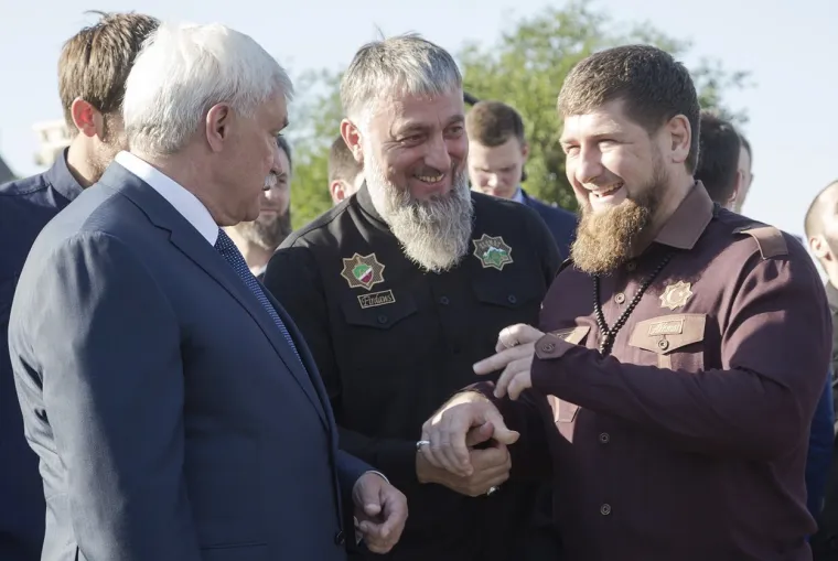 Kako će ovi slatkiši jedan bez drugoga? Kadirov ne zna gdje mu je 'brat', cendra na mrežama: 'Ukrajinci, molim vas...'