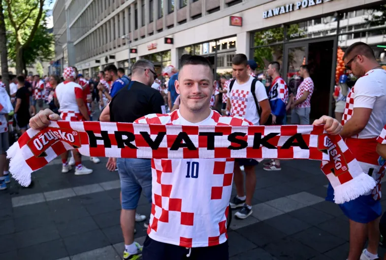Kakva atmosfera na ulicama Rotterdama! Hrvati napravili svoju fan zonu, stigao i srebrni olimpijac