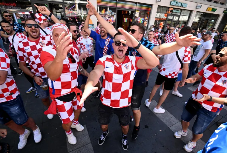 Kakva atmosfera na ulicama Rotterdama! Hrvati napravili svoju fan zonu, stigao i srebrni olimpijac