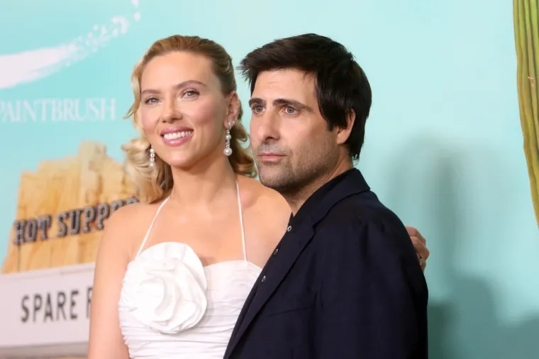 Nevjerojatno koliko malo šminke imaju Scarlett Johansson i Margot Robbie, a izgledaju spektakularno