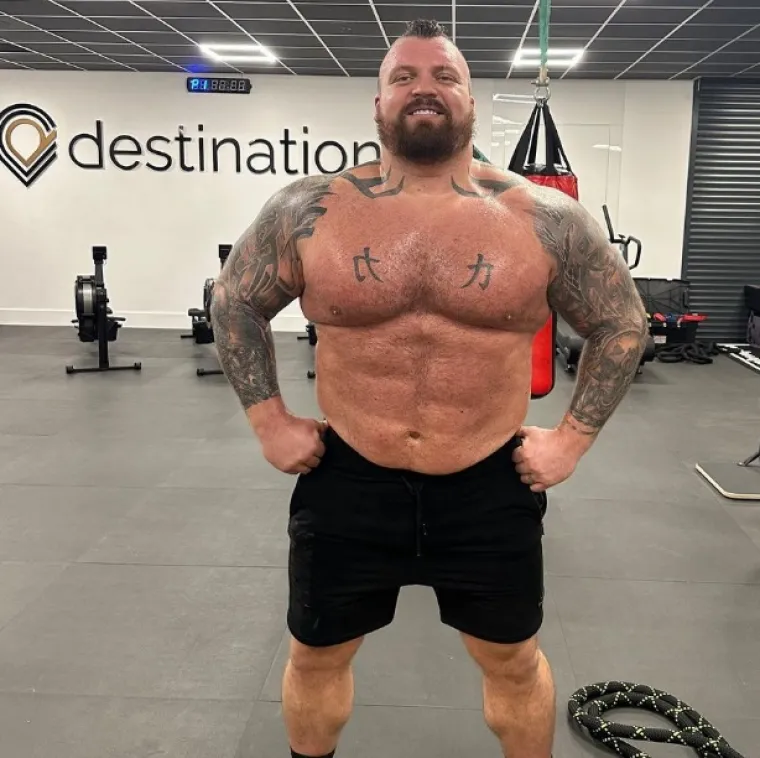 'Zvijer' šokirala izgledom svog torza koji je ogroman: 'Izvukao je u vježbi bar 500 kg'