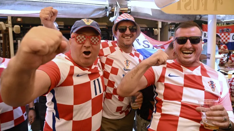 Luku Modrića dočekao transparent na stadionu: Ovo je samo dokaz koliko je na&scaron; kapetan cijenjen u svijetu