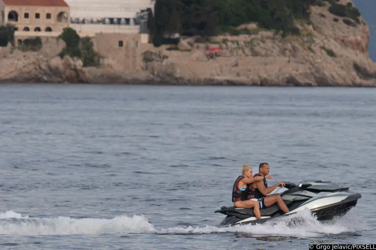 Bivši zaručnik Jennifer Lopez u Dubrovniku! Famozni Alex Rodriguez uživa na našoj obali sa zgodnom odabranicom