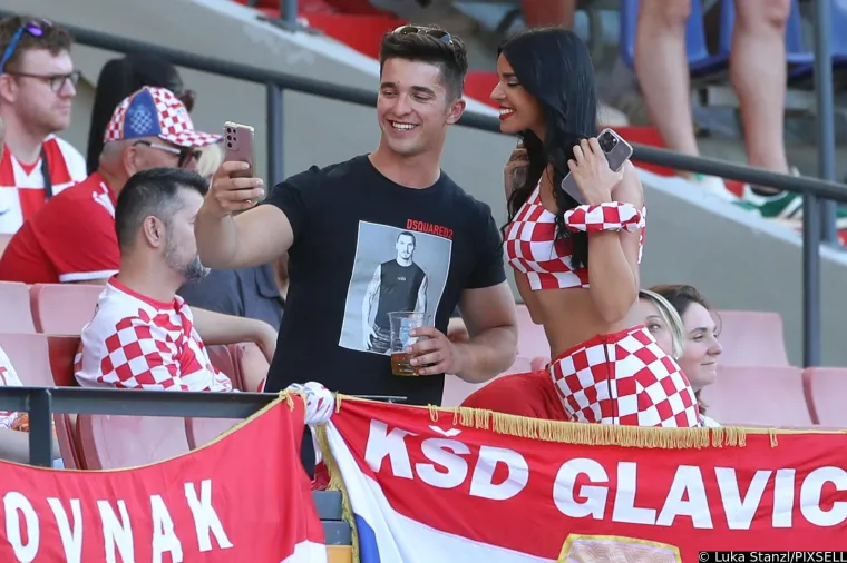 Ivanin seksepil mijenja zakone fizike: &Scaron;to se dogodilo tribinama? Knoll je ispala savr&scaron;eno, ali sjedala su 'fasovala'