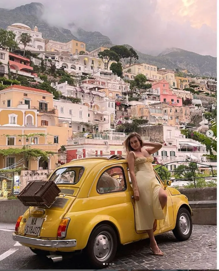 Sonja Kovač nikad provokativnija! Izvijala se u bikiniju pa guzu isturila prema kameri: 'Opet nam radi&scaron; srčane mane'