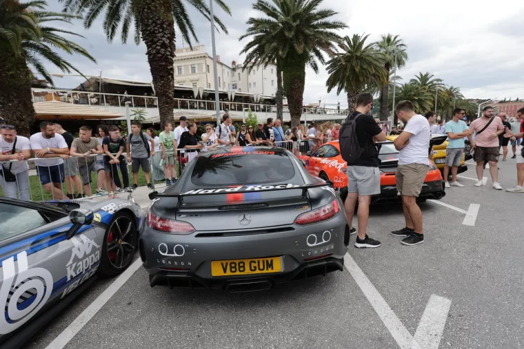 Najskuplji i najekskluzivniji cestovni reli na svijetu stigao je Split: Jurilice se parkirale na Rivi