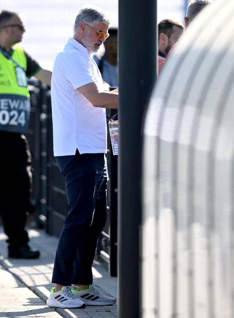 Ma vidi ti to tko se ukazao na treningu Vatrenih u Nizozemskoj: Oku fotoreportera to nije promaknulo