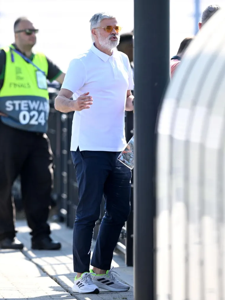 Ma vidi ti to tko se ukazao na treningu Vatrenih u Nizozemskoj: Oku fotoreportera to nije promaknulo