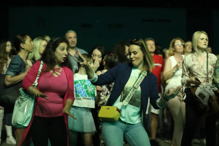 Colonia, E.T. i Karma rasplesali Opatiju poznatim dance hitovima iz devedesetih