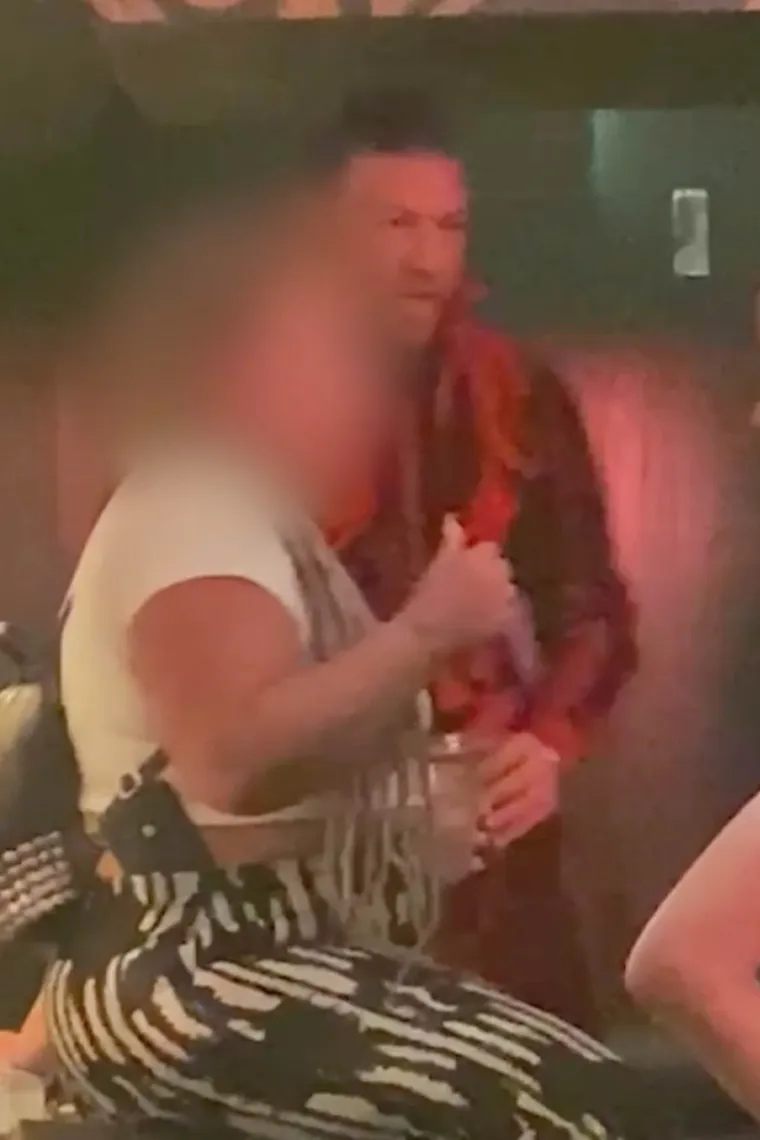 Ovo je žena koja je optužila McGregora za silovanje: Viđena je s njim za stolom samo nekoliko minuta nakon navodnog napada