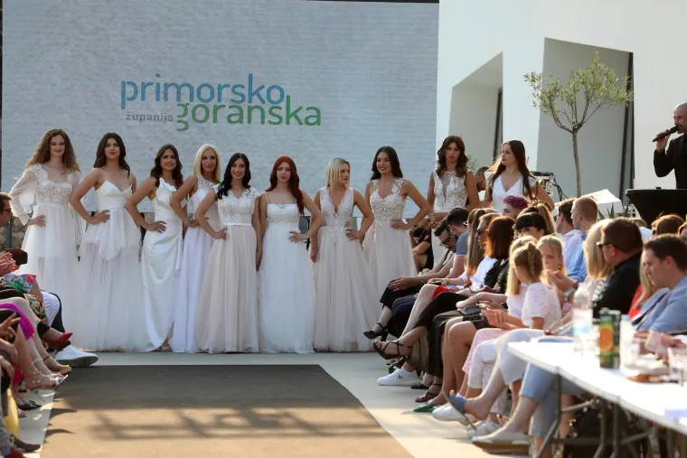 Ne zna se koja je ljepša i zanosnija: Pogledajte ove prekrasne žene, ponos jedne naše županije!