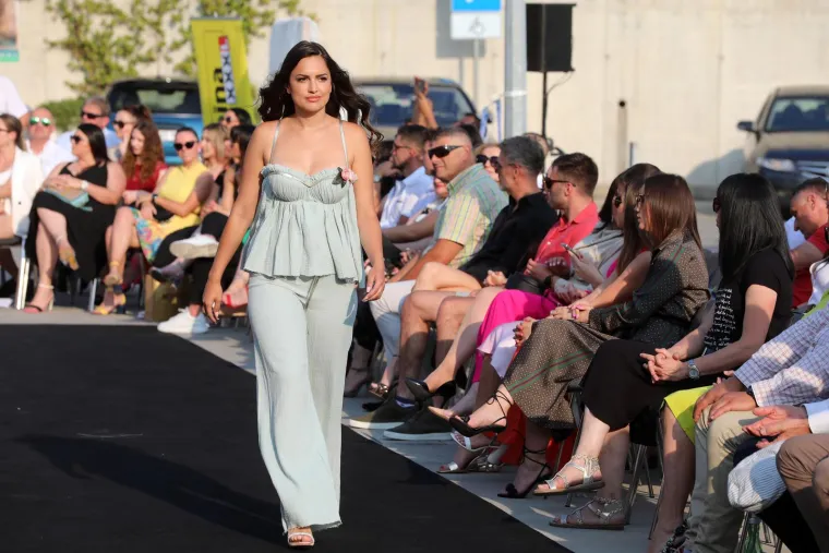 Ne zna se koja je ljep&scaron;a i zanosnija: Pogledajte ove prekrasne žene, ponos jedne na&scaron;e županije!