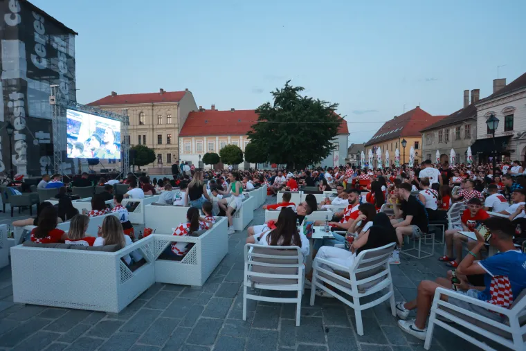 Grizli se nokti, čupala kosa... Ovo je atmosfera na ulicama diljem Hrvatske za vrijeme napete utakmice finala Lige nacija