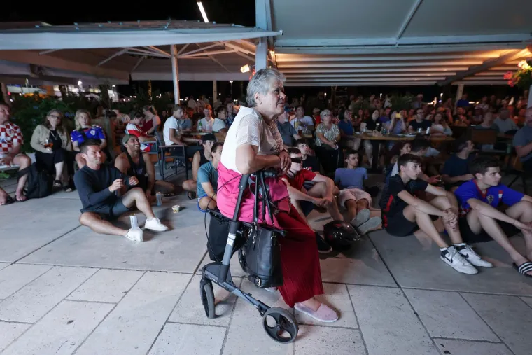 Grizli se nokti, čupala kosa... Ovo je atmosfera na ulicama diljem Hrvatske za vrijeme napete utakmice finala Lige nacija