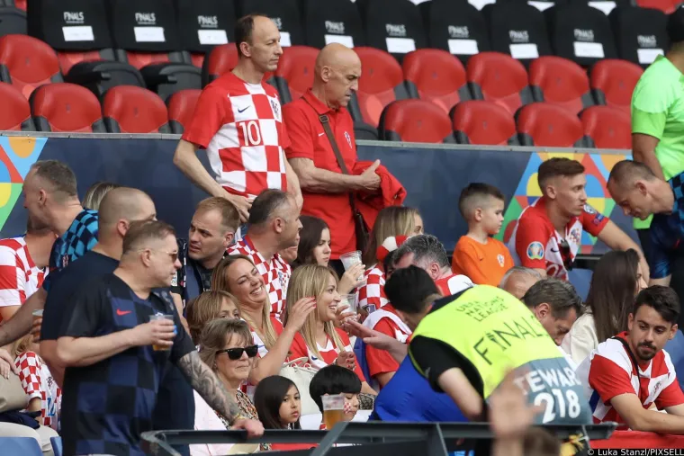 Pojavila se brojka, past ćete na stražnjicu kada doznate koliko je navijača bodrilo Vatrene u finalu Lige nacija
