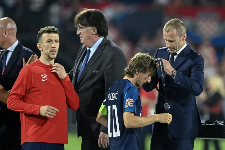 &Scaron;panjolci podigli pehar pobjednika Lige nacija: Vatreni dobili medalje za drugo mjesto