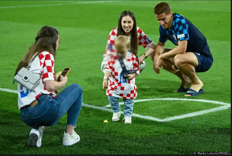 Vatrenog Marija Pašalića s tribina je bodrila najslađa podrška: Maleni se poslije napete utakmice pošteno rastrčao po igralištu