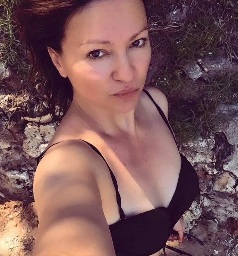 Nina Badrić ne prestaje odu&scaron;evljavati fotografijama u kupaćem kostimu: Otkako prati režim Novaka Đokovića, linija joj je besprijekorna