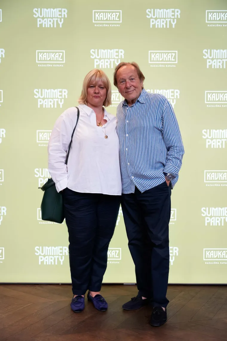 Tereza se nakon Mire zaljubila u vaterpolista Ronalda Lopatnyja za kojeg se uskoro i udala, a Miro je iza nje imao jo&scaron; tri braka.