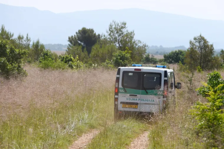 Jutros nastavljena potraga za trećim članom posade palog helikoptera: Stigli i mađarski istražitelji