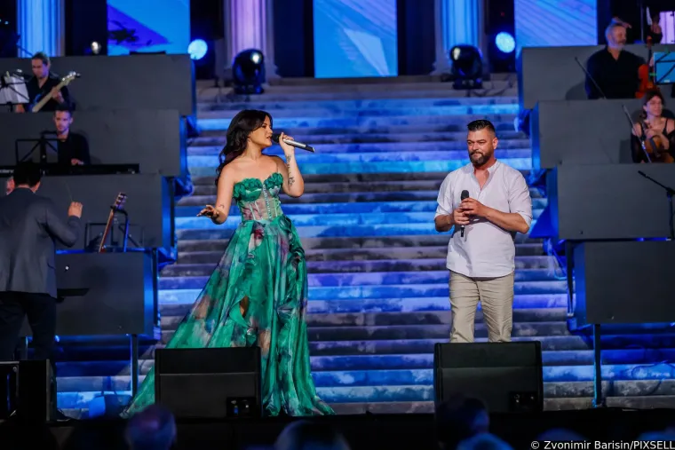 Huljići pokazali za&scaron;to su najjača estradna obitelj u regiji, a Rozga ponovno odnijela titulu glazbene ikone