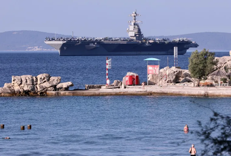 Najveći ratni brod američke mornarice stigao u Split: Cijena gradnje je bolesna, a evo zašto je u našim vodama