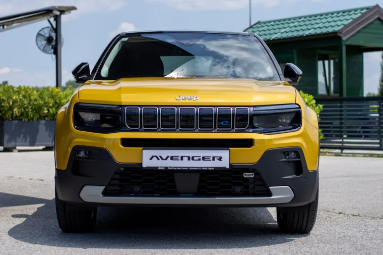 U Hrvatskoj predstavljen Jeep Avenger: Pogledajte kako izgleda električni SUV koji se u kratkom roku okitio prestižnim nagradama