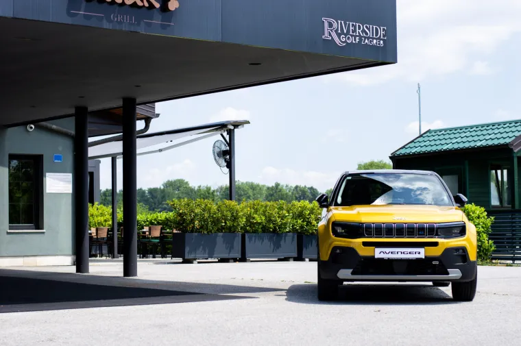 U Hrvatskoj predstavljen Jeep Avenger: Pogledajte kako izgleda električni SUV koji se u kratkom roku okitio prestižnim nagradama