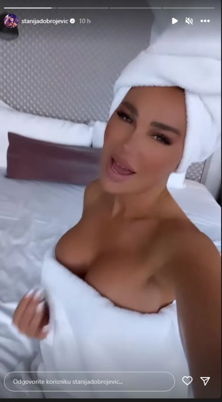 Stanija se izvalila u velikom jacuzziju s pogledom na Vegas, a onda je između mjehurića izronilo još nešto: 'I ja bih se okupao...'