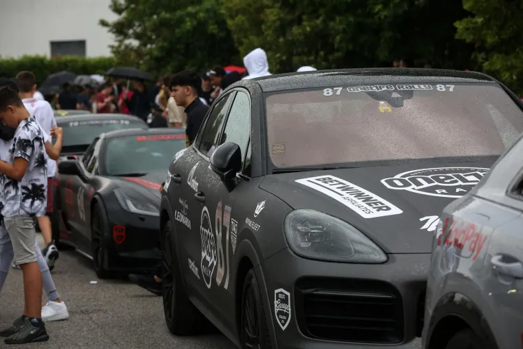 Dovezli svoje brutalne 'pile' i okupili se u zagrebačkom klubu: Pogledajte sportske aute ponosnih vlasnika